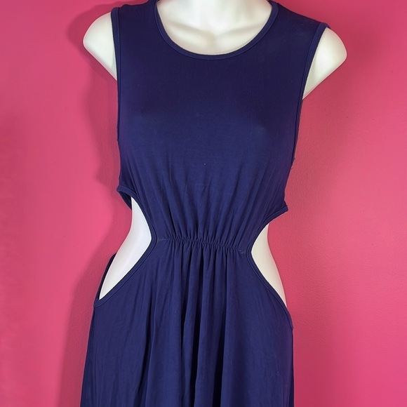 Super cute cut out high low tank dress - Picture 3 of 4